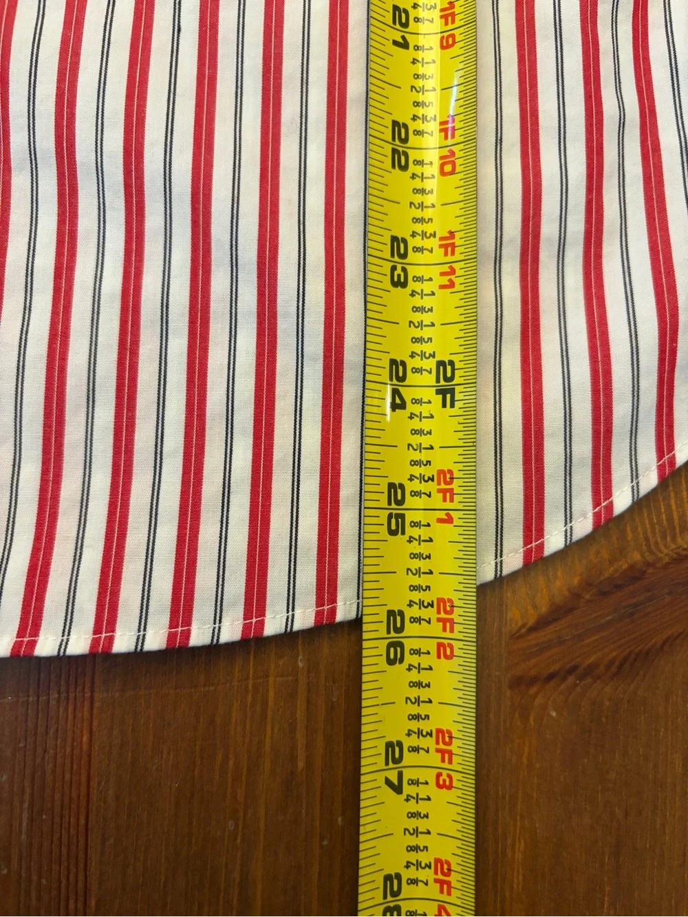 Ralph Lauren Classic Red & White Striped Button-Down Shirt - Wrinkle Free. M - Picture 8 of 8